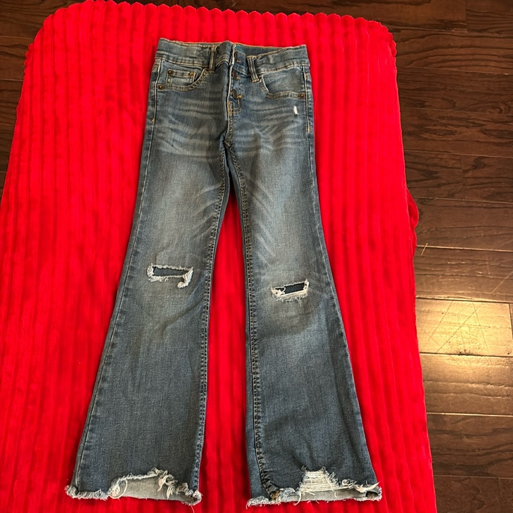 Girls three button front distressed jeans size 7